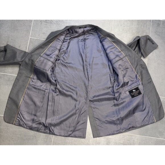 Hart Schaffner Marx Men’s 40L Sport Coat - Gray Houndstooth - Two-Button - Picture 5 of 10